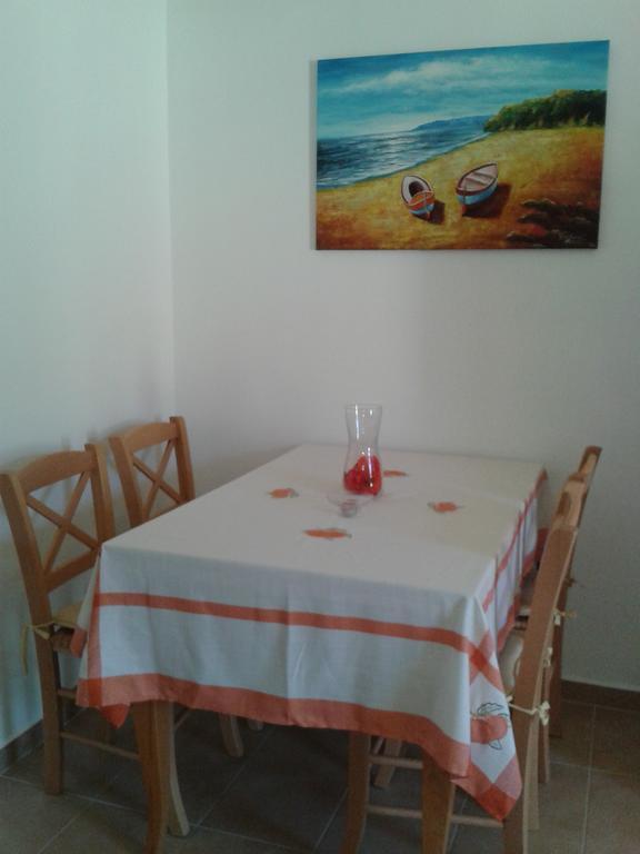 Maria'S Apartments Meyísti Dış mekan fotoğraf